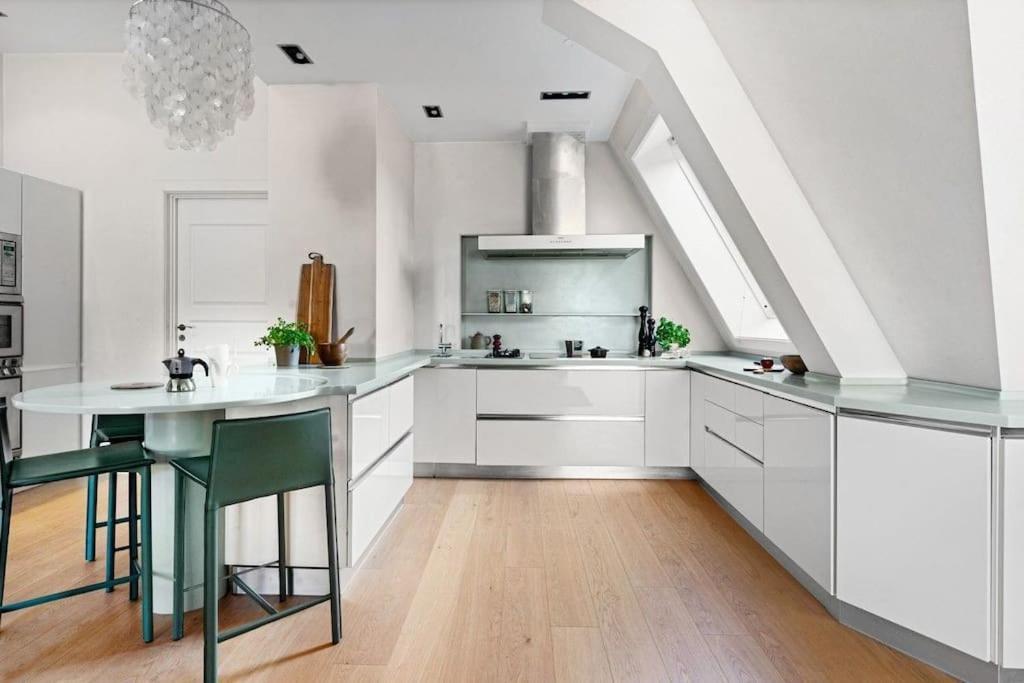 Exclusive Penthouse With Terrace Appartement *